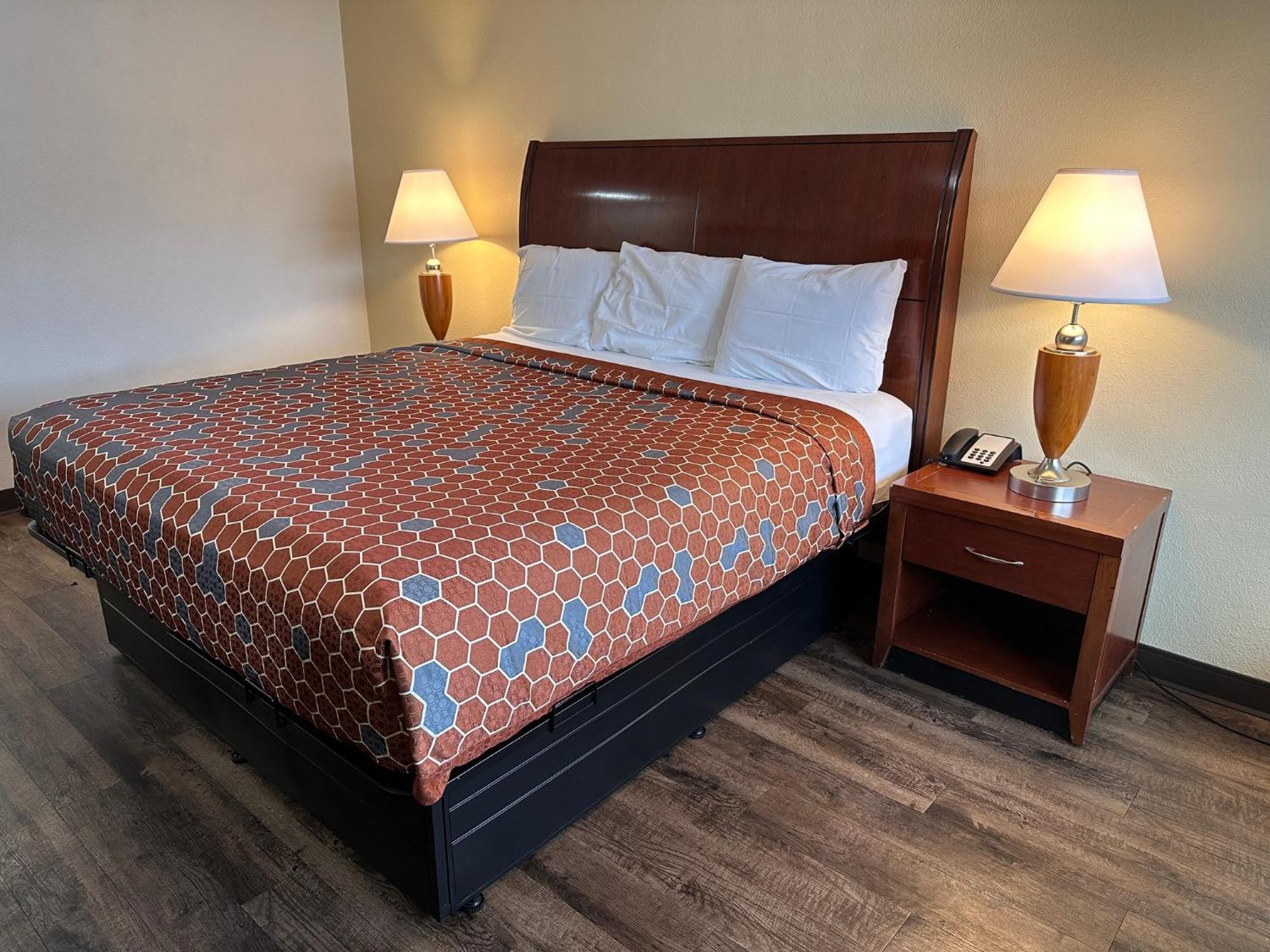 Desert Sands Inn & Suites Albuquerque Bagian luar foto